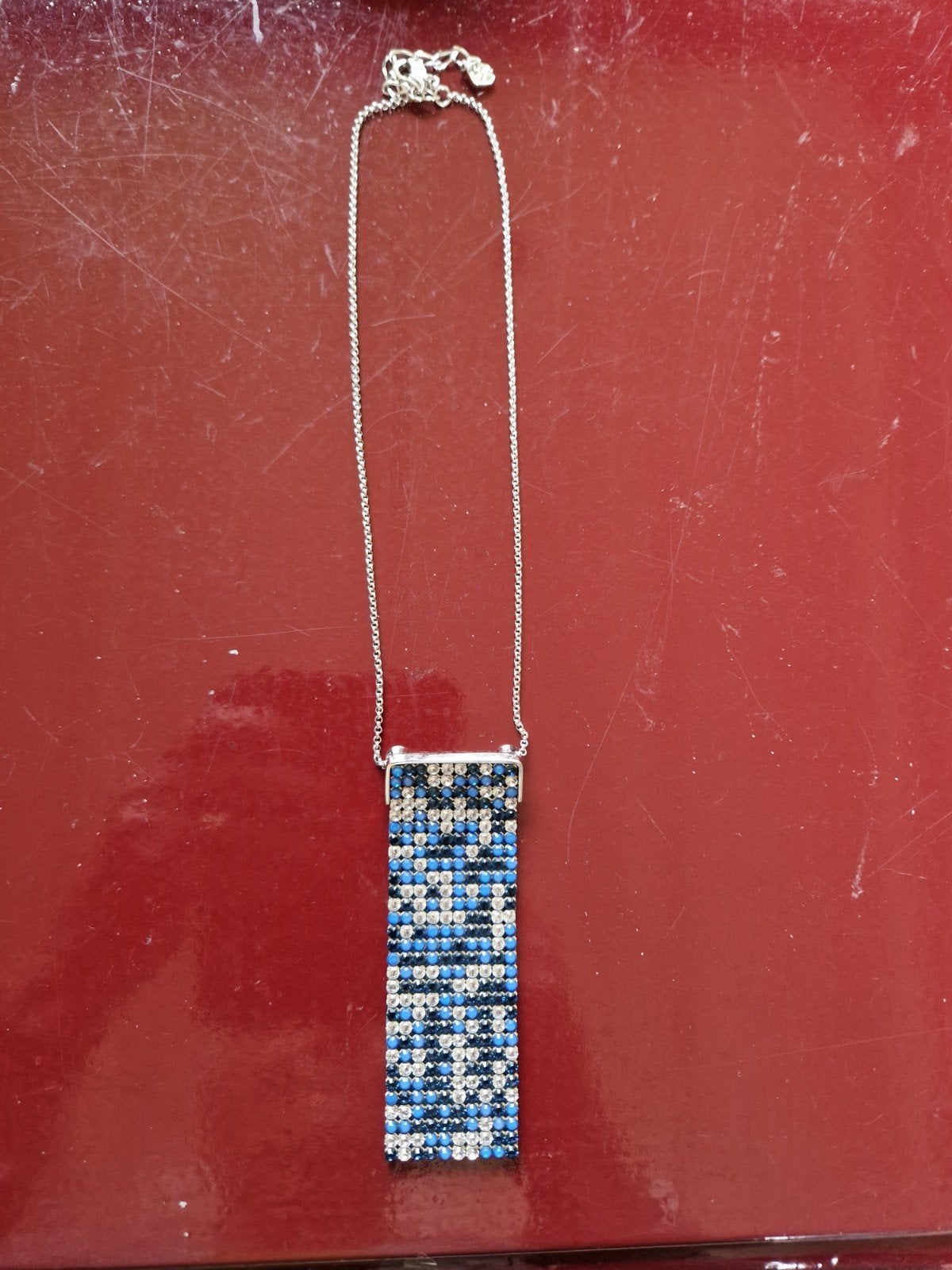 Swarovski ketting met blauwe en zilveren kristallen, Overige materialen, Blauw, Ophalen of Verzenden, Zo goed als nieuw