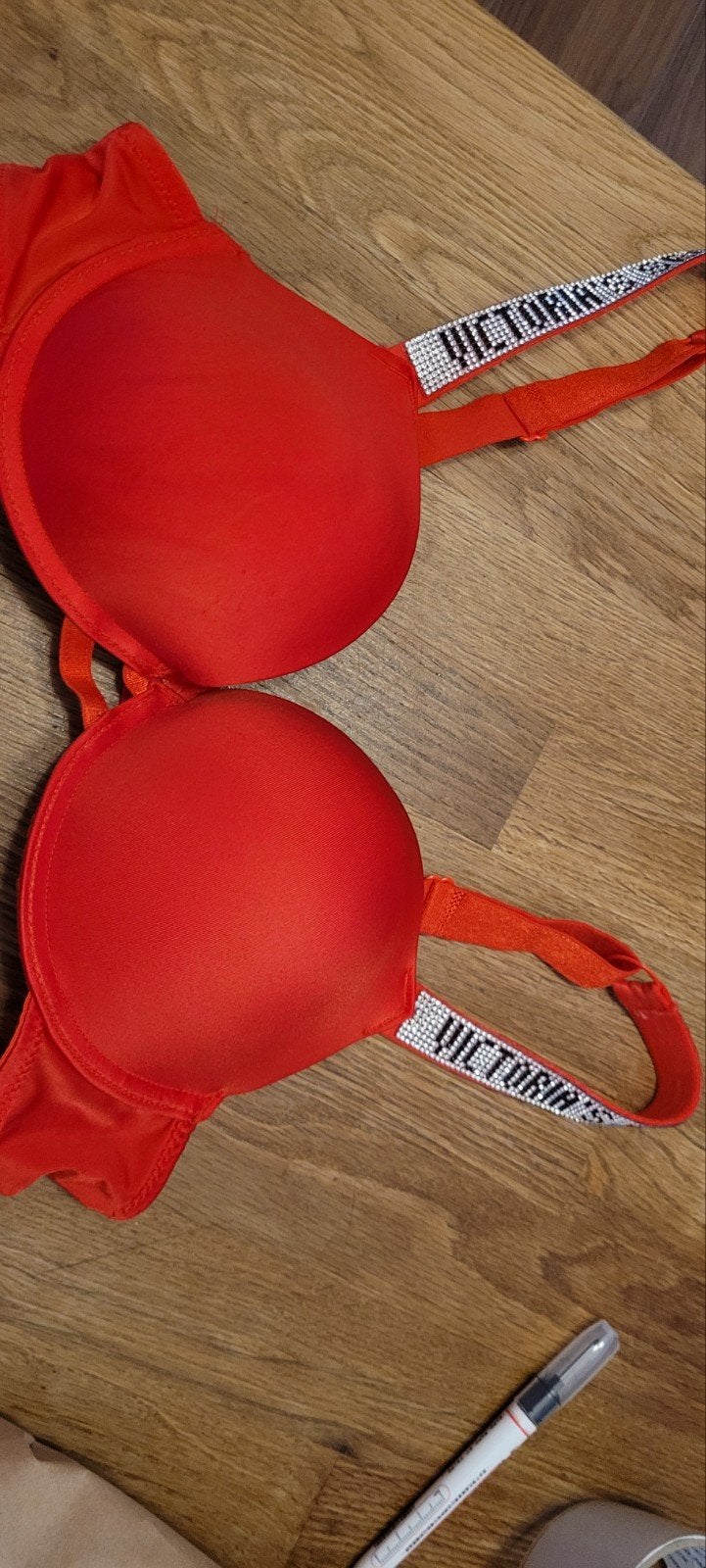 Victoria's Secret BH rood met strass bandjes 85B, Kleding | Dames, Victoria's Secret, Ophalen of Verzenden, Rood, BH