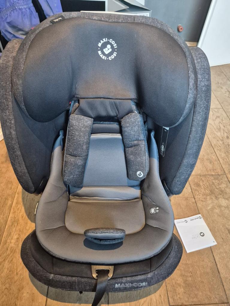 Maxi Cosi Titan- pro ECE R 129, 9 t/m 18 kg, Ophalen of Verzenden, Zo goed als nieuw, Isofix
