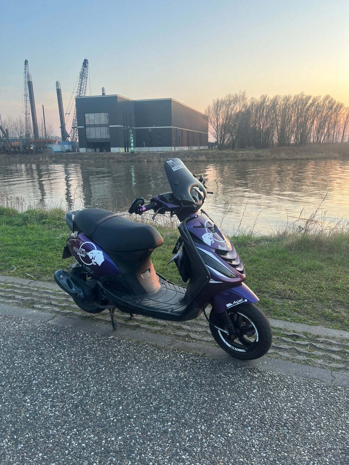 Piaggo zip 2000 4 takt, Fietsen en Brommers, Scooters | Piaggio, Ophalen, Zo goed als nieuw, Benzine, Zip