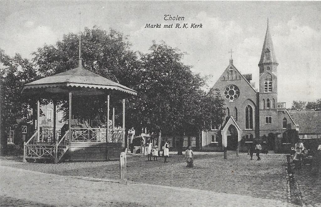 AK Tholen - Markt met R.K. Kerk, Verzamelen, Verzenden, Voor 1920, Ongelopen, Zeeland