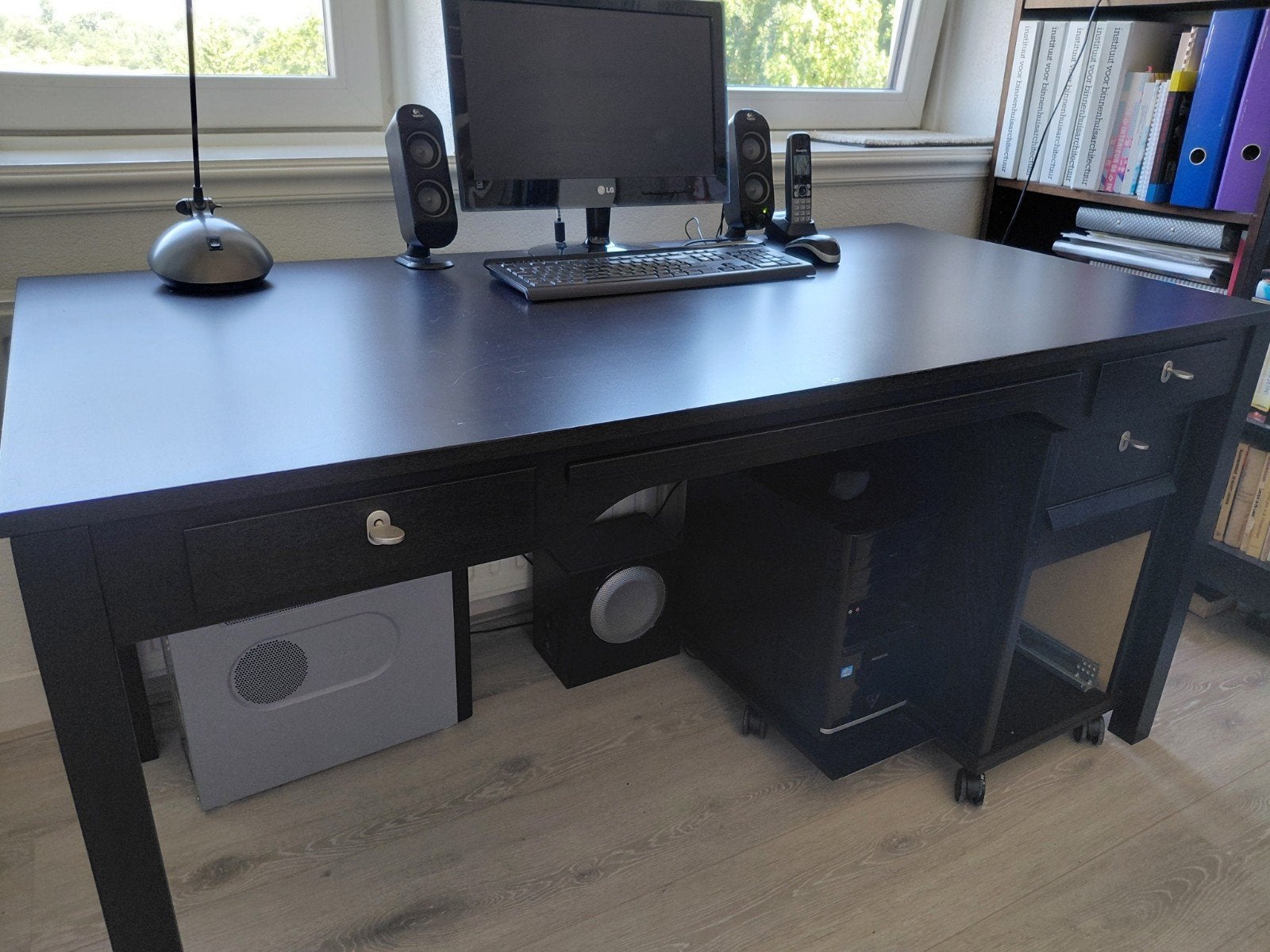 Mooi bureau met 2 lades en opbergruimte, Huis en Inrichting, Ophalen, Gebruikt, Hout, Overige merken