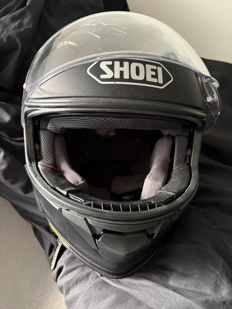 Shoei GT Air 2 zwarte nieuwe motorhelm, Motoren, Kleding | Motorhelmen, Heren, XL, Ophalen of Verzenden, Nieuw zonder kaartje