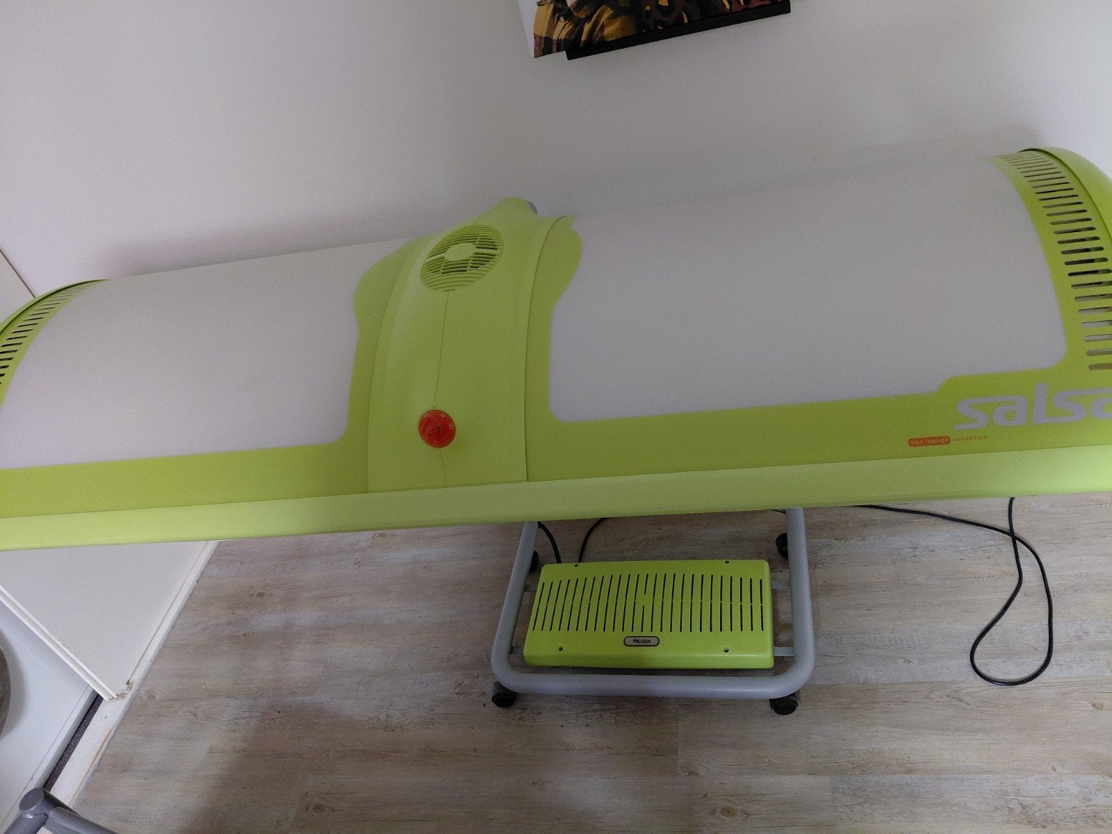 Alisun Salsa Zonnebank, Ophalen, Zo goed als nieuw, Zonnebank dubbelzijdig, 15 lampen of meer