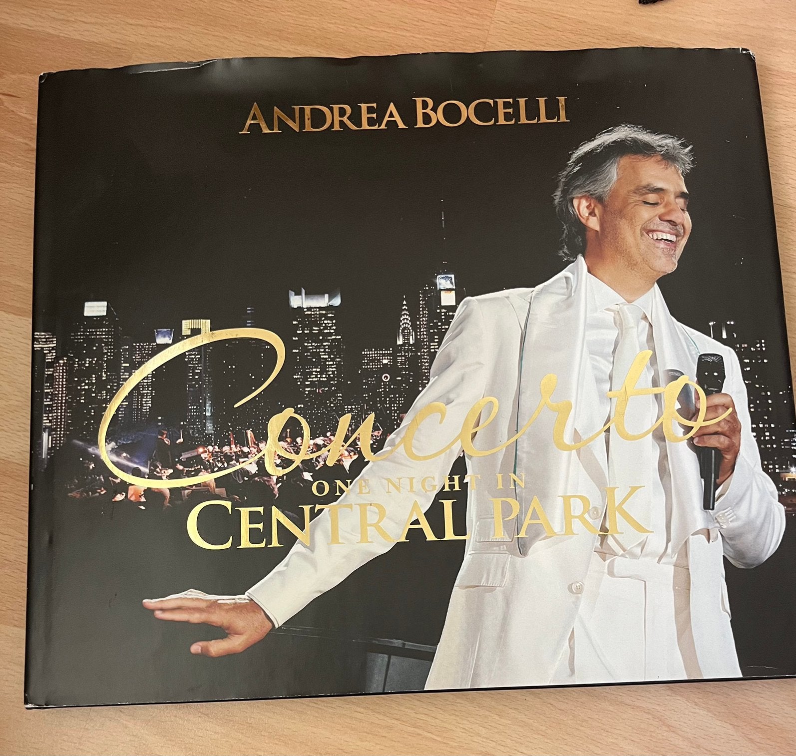 Bocelli concerto one night in central park boek dvd’s cd’s, Ophalen of Verzenden, Zo goed als nieuw