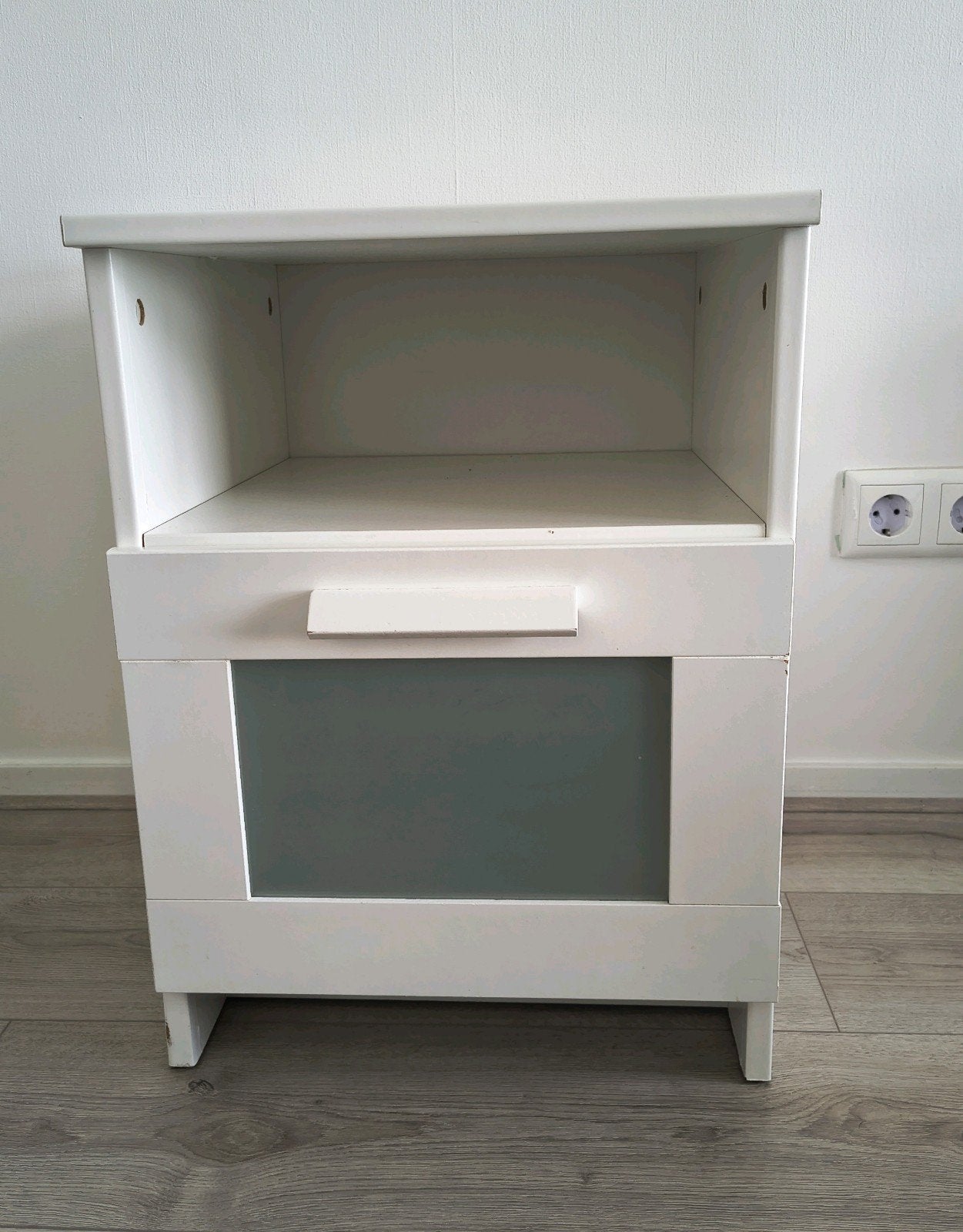 IKEA BRIMNES nachtkastje, Ophalen, Gebruikt, Minder dan 45 cm