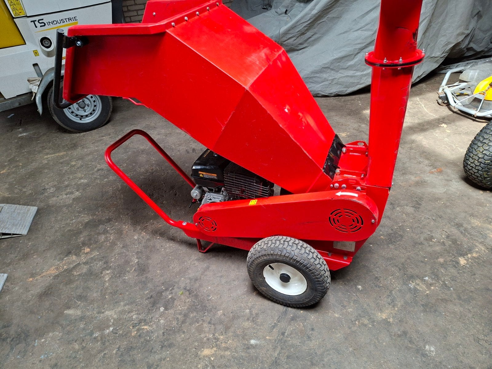 gtm 1300 houtversnipperaar, Ophalen
