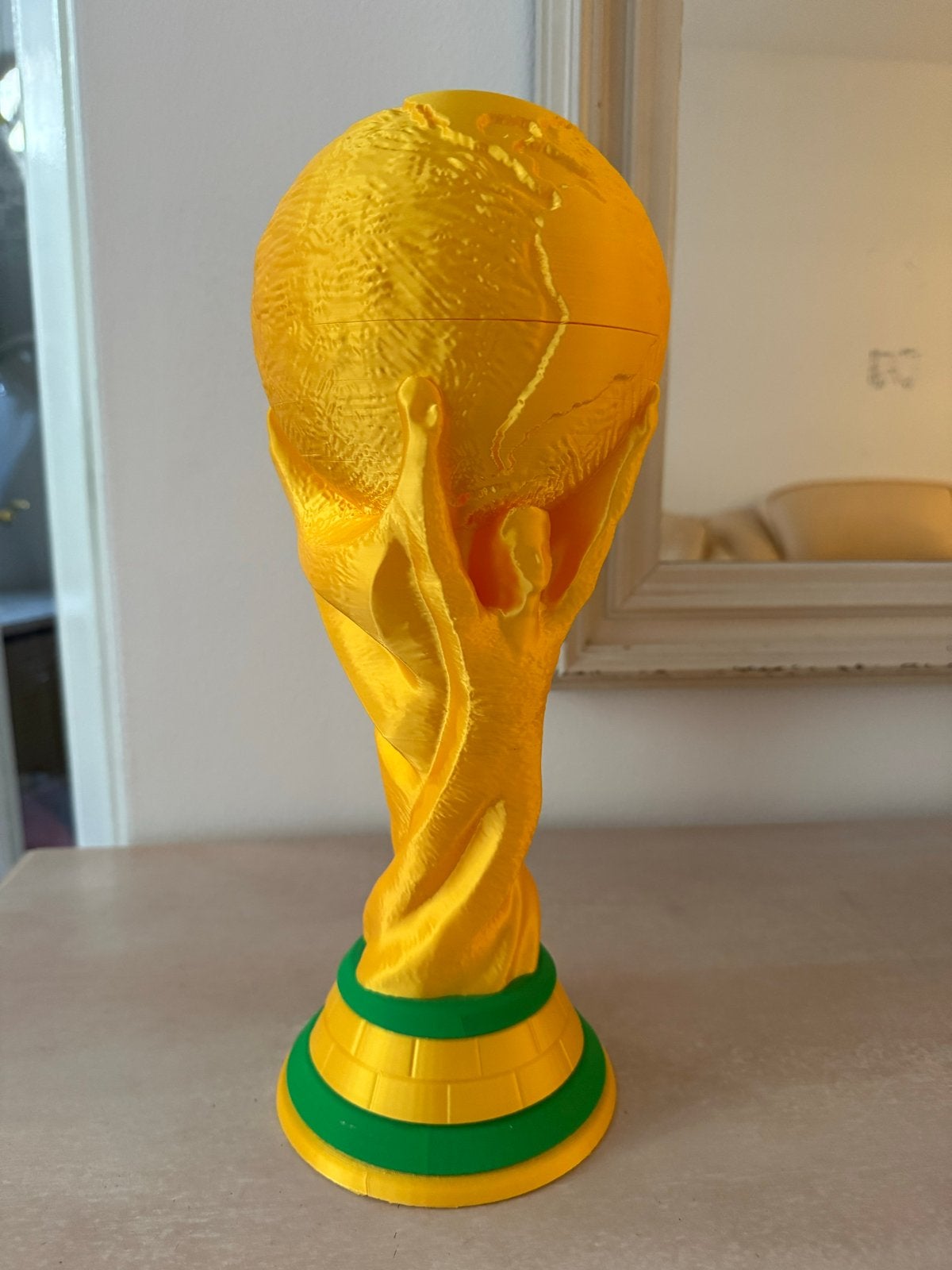 FIFA Wereldbeker Trofee Replica - 3D Geprint, Ophalen of Verzenden, Zo goed als nieuw
