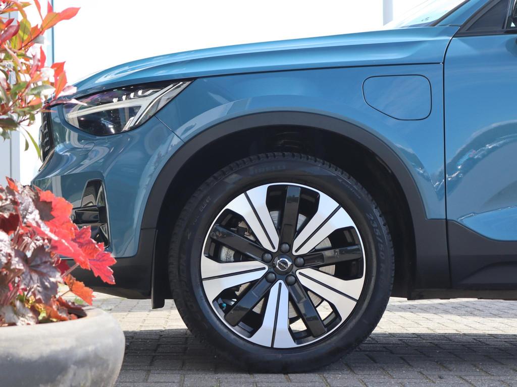 Volvo XC40 1.5 T4 211 pk Plug-in hybrid Ultimate Dark | Trek, Euro 6, 1712 kg, Blauw, Lichtsensor
