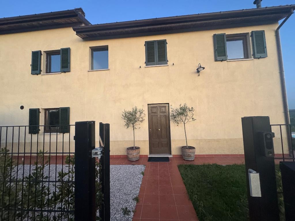 Luxe villa in Italie (Marken) bij Adriatische kust - zwembad, 8 personen, 4 of meer slaapkamers, Dorp, Afwasmachine