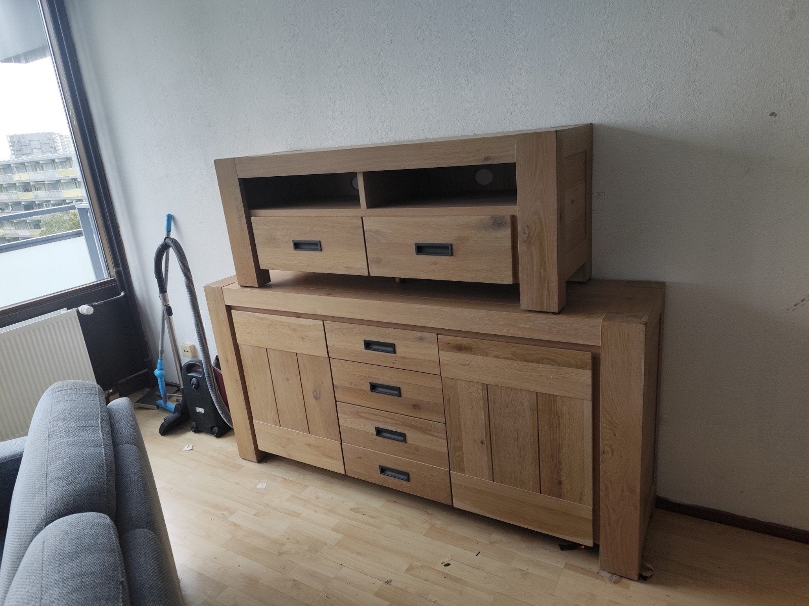 Complete Meubelset: Eettafel, Salontafel, Dressoir, TV-kast, Ophalen