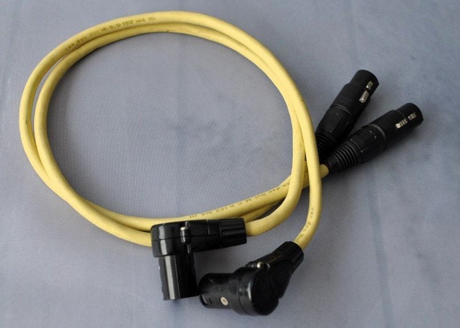 Van den Hul MC102 Mk III XLR interlink, Van den hul, Ophalen of Verzenden, Zo goed als nieuw, Interlink-kabel