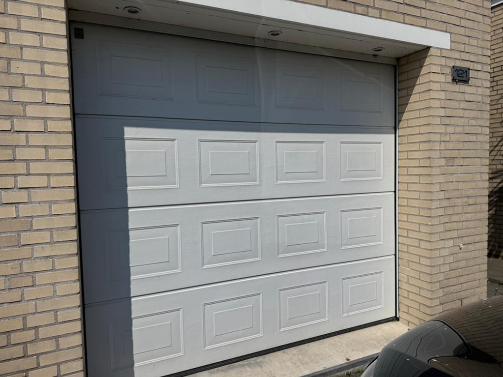 Garagedeur Hormann, Doe-het-zelf en Verbouw, Deuren en Horren, Ophalen, Gebruikt, Garagedeur, 120 cm of meer