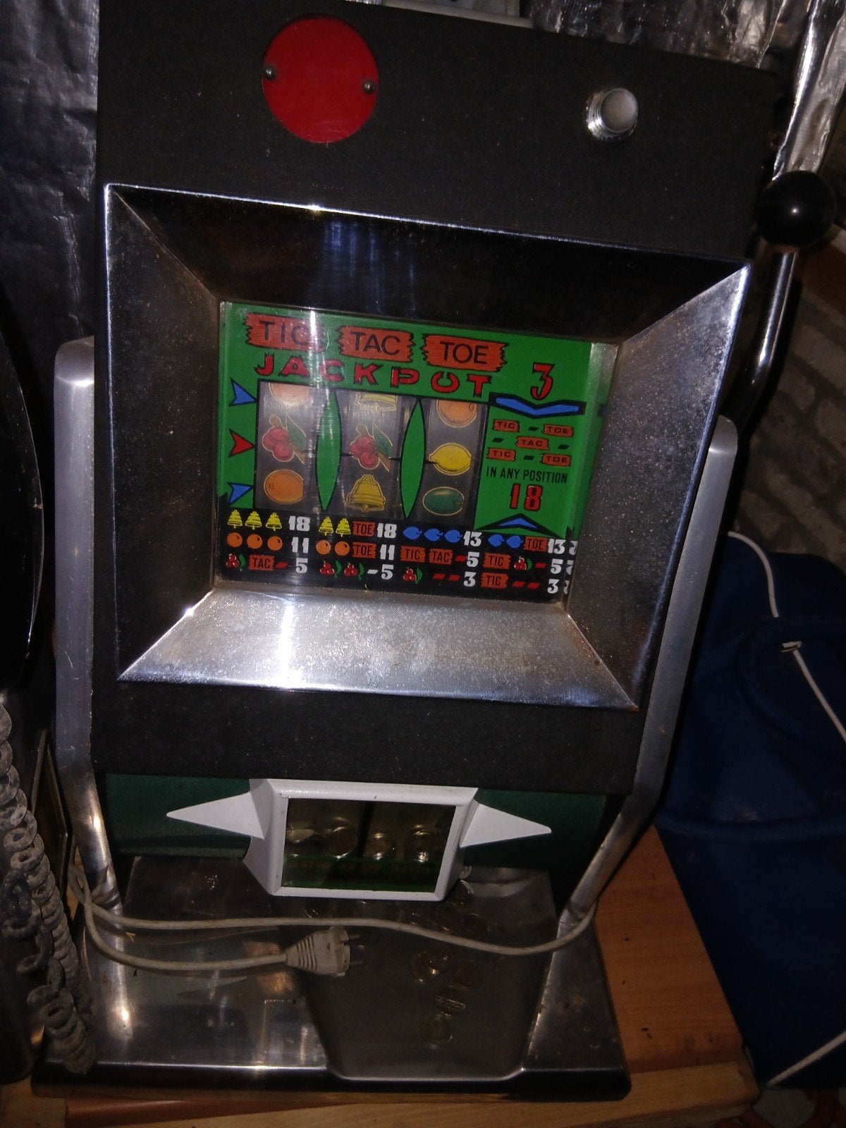 Vintage Tic Tac Toe Jackpot fruitautomaat, Verzamelen, Automaten | Gokkasten en Fruitautomaten, Gulden, Ophalen, Gebruikt