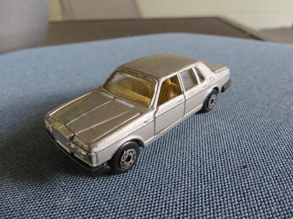 Edocar Rolls Royce Silver Spirit, Hobby en Vrije tijd, Modelauto's | Overige schalen, Ophalen of Verzenden, Gebruikt, Auto