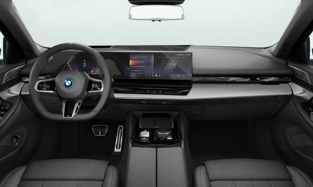 BMW 5 serie Touring 530e xDrive M Sport Edition | M Sportpak, Auto's, BMW, Automaat, Stof, 4 cilinders, 135 min