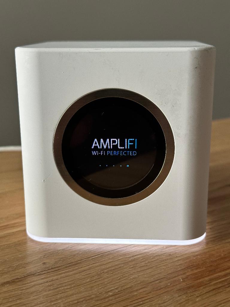 Ubiquiti AmpliFi HD Mesh Router (2 stuks), Computers en Software, Routers en Modems, Ophalen of Verzenden, Gebruikt, Router, Ubiquity