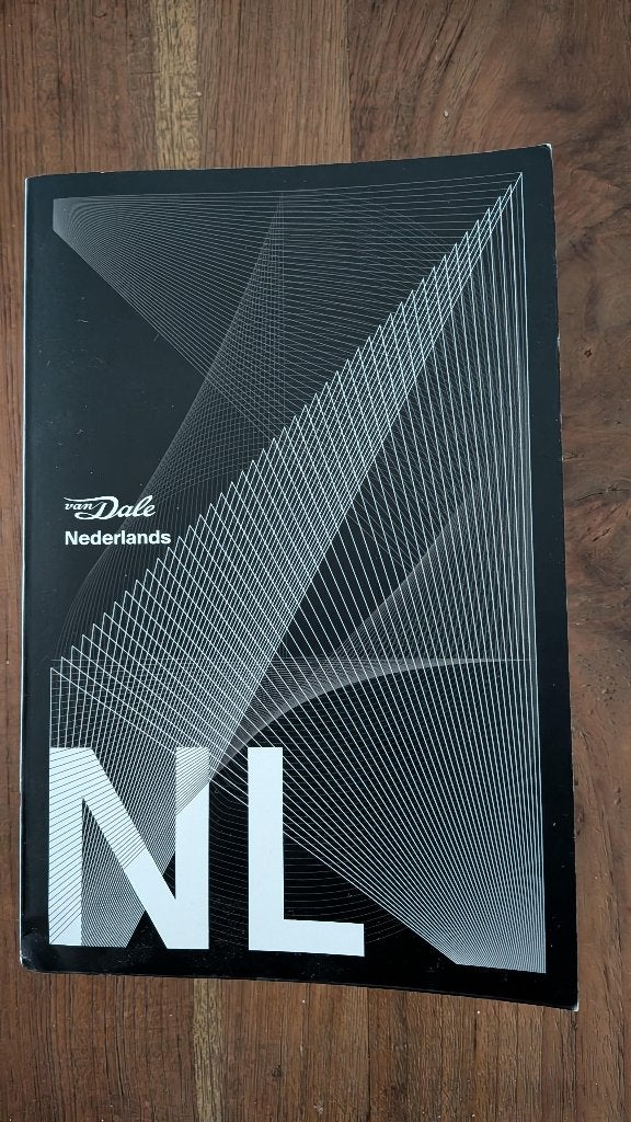 Van Dale Nederlands woordenboek pocketversie, Nederlands, Ophalen of Verzenden, Zo goed als nieuw, Van Dale