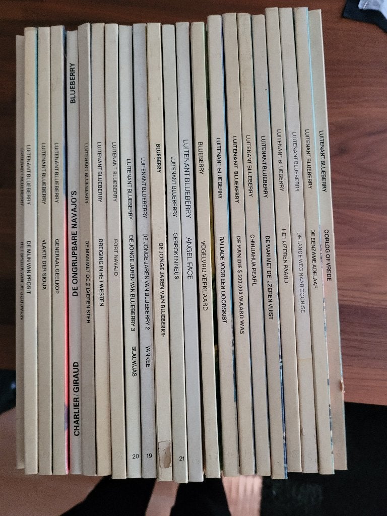 Luitenant Bleuberry; verzameling van 22 stripboeken, Gelezen, Jean-Michel Charlier, Ophalen of Verzenden, Meerdere stripboeken