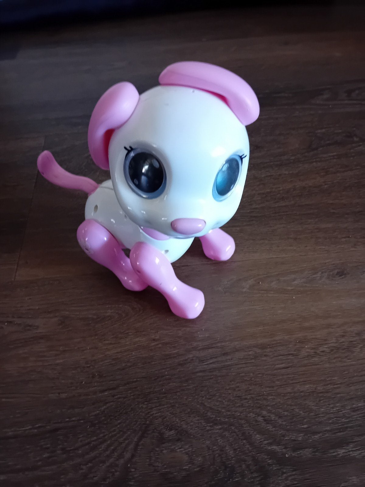 roze robothond, puppy, robot hond met geluid en loopt, Ophalen of Verzenden, Zo goed als nieuw