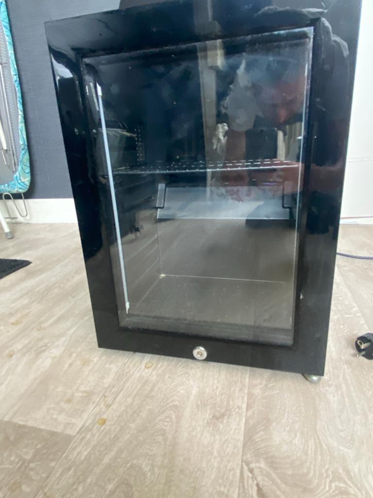 Gastro-Cool minibar koelkastje - Compact en efficiënt, Witgoed en Apparatuur, Ophalen of Verzenden, Minder dan 75 liter, Zonder vriesvak