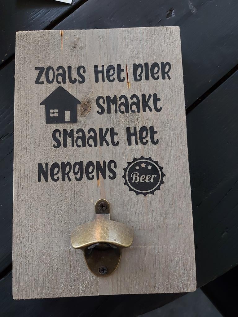 Houten wandopener 'Zoals het bier smaakt', Hout, Onbekend@voorbeeld.com, Onbekend, Nieuw