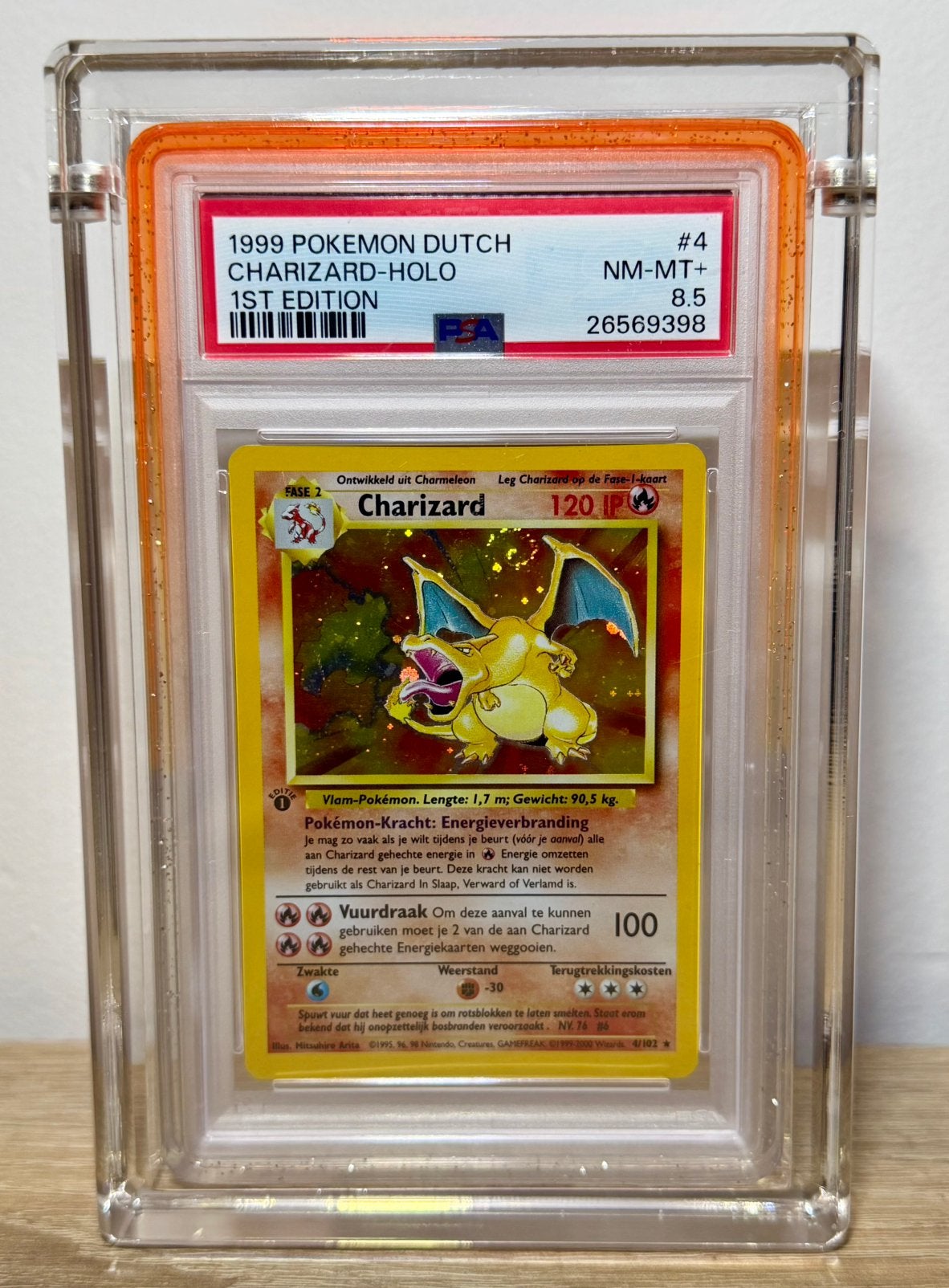 Pokemon Charizard #4 Base 1st edition PSA 8.5 (Nederlands), Hobby en Vrije tijd, Verzamelkaartspellen | Pokémon, Ophalen of Verzenden