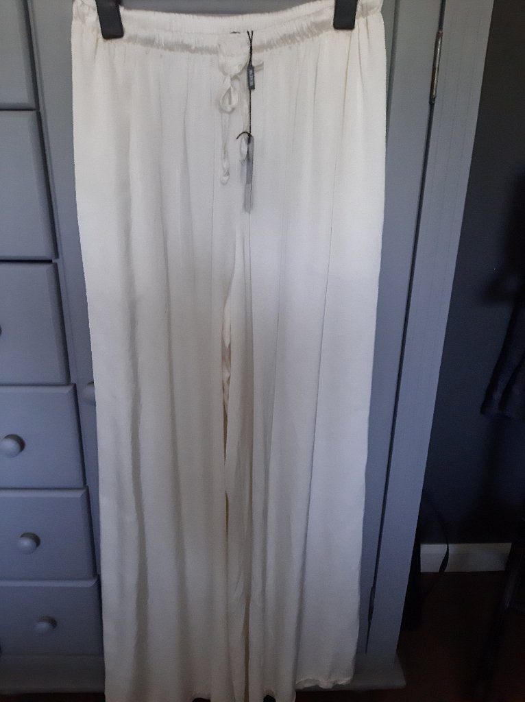 Nieuwe broek maat M . L van WAUW ., Kleding | Dames, Maat 38/40 (M), Beige, Nieuw, Ophalen of Verzenden