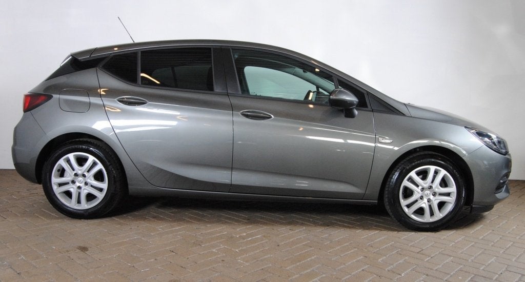 Opel Astra 1.2 Elegance | Winterpakket |Trekhaak | Apple Car, Auto's, Opel, Voorwielaandrijving, Gebruikt, Euro 6, 1199 cc
