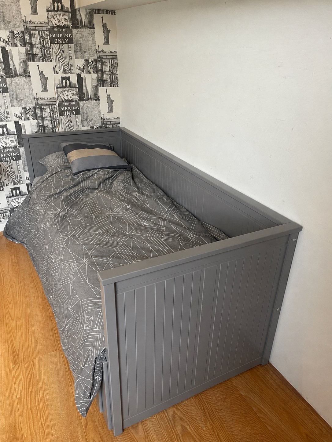 Ikea Hemnes bedbank met 3 lades grijs, Ophalen, Tweepersoons, Zo goed als nieuw, 200 cm