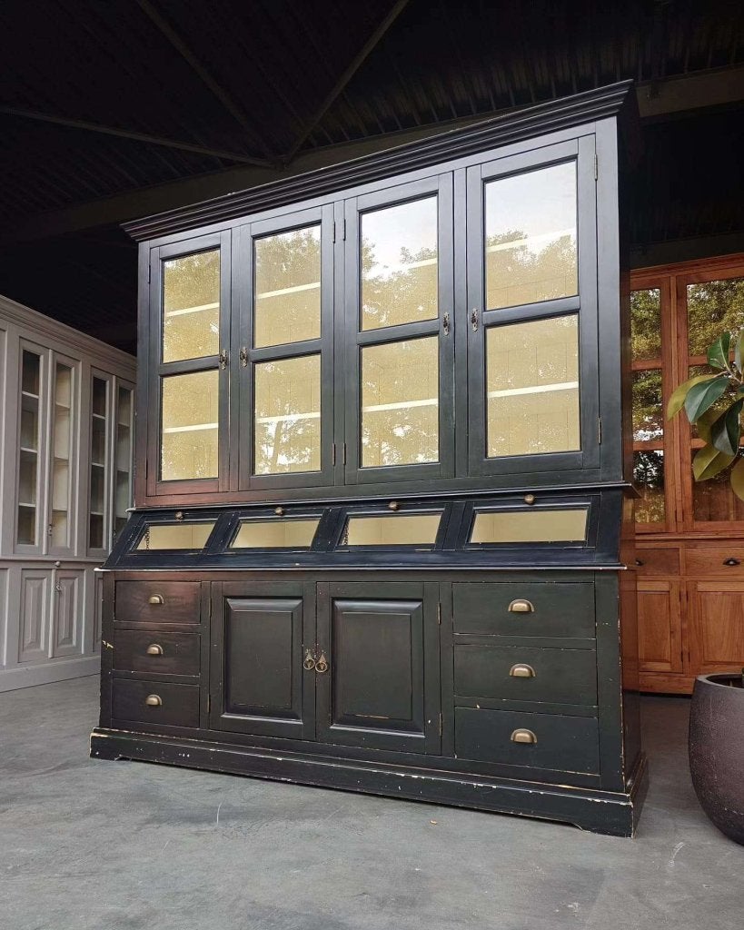 Stoere zwarte grutterskast | Oude Apothekerskast #9230, Huis en Inrichting, Gebruikt, -, 200 cm of meer, -