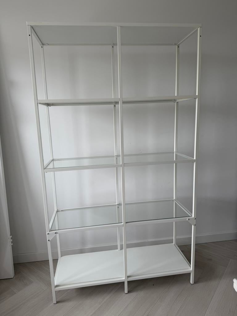 IKEA VITTSJÖ cabinet white/glass (100x36x175cm), Ophalen of Verzenden, Zo goed als nieuw