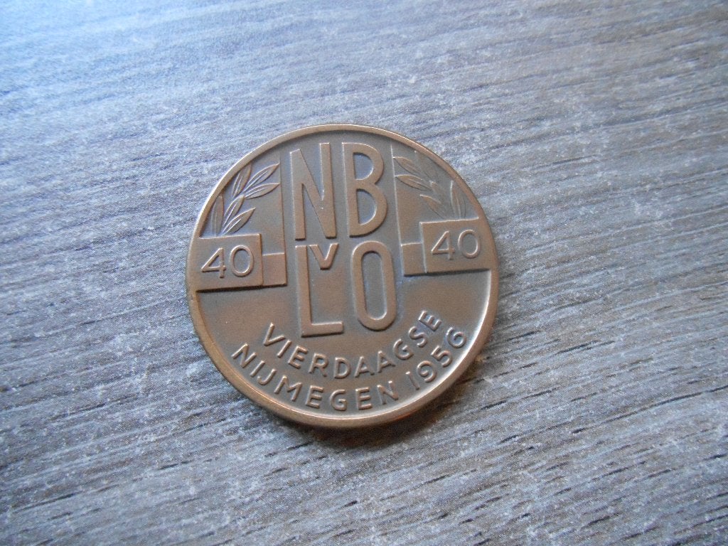 Penning 40ste Vierdaagse Nijmegen 1956 NBvLO, Ophalen of Verzenden, Overige materialen, Nederland