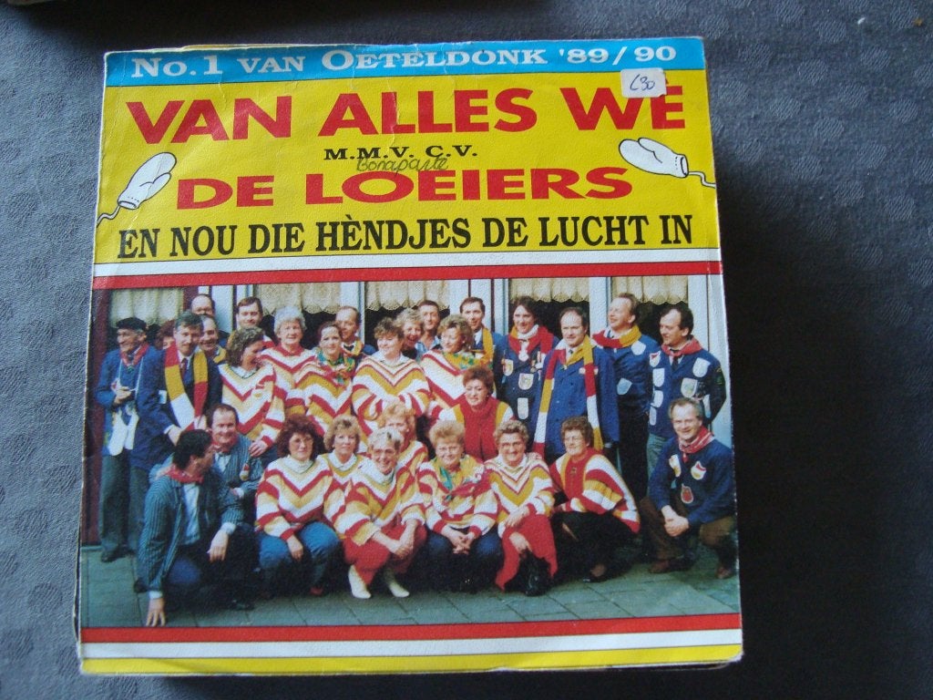 Van alles we, en nou die hendjes de lucht in, Cd's en Dvd's, Ophalen of Verzenden, Zo goed als nieuw, Nederlandstalig, Single