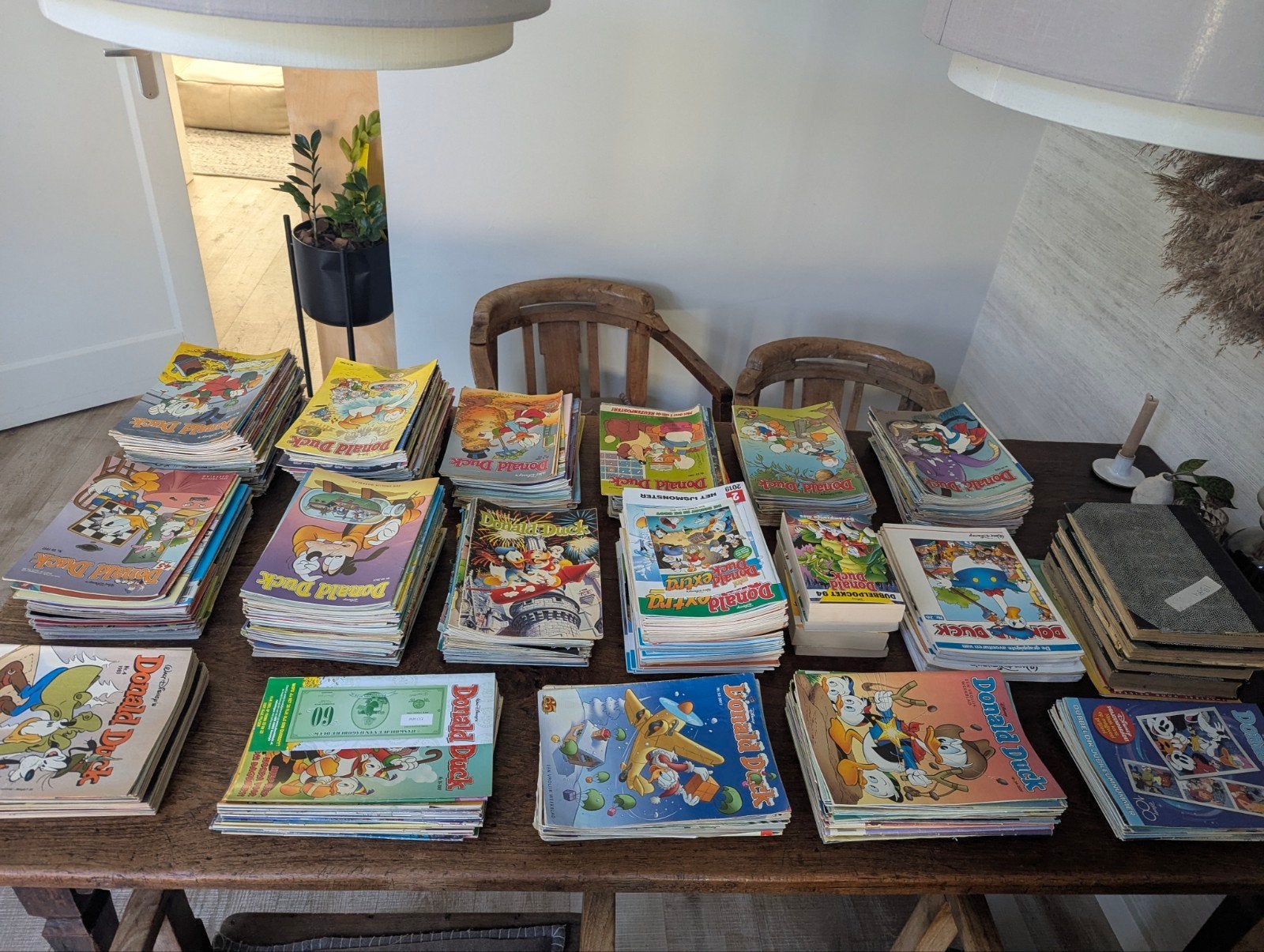 595 Donald Duck strips, 60 extra, 4 gebundelde, 4 pockets 8, Boeken, Meerdere stripboeken, Ophalen of Verzenden, Gelezen