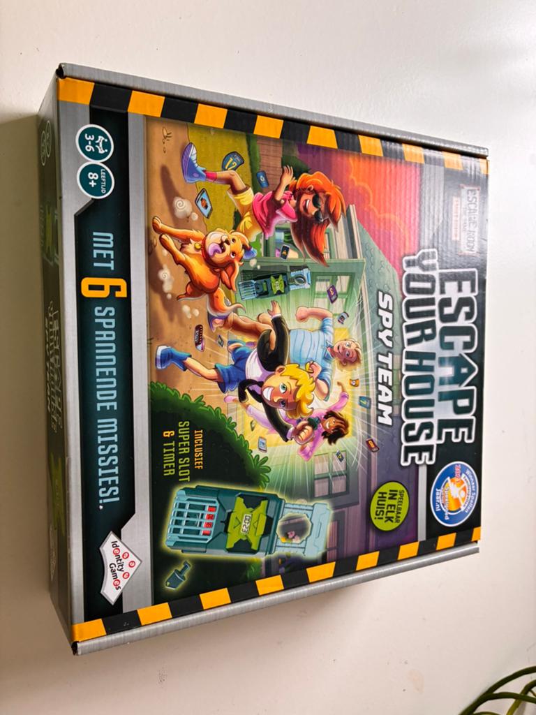 Escape your house - je huis als escape room, Hobby en Vrije tijd, Gezelschapsspellen | Bordspellen, Vijf spelers of meer, Ophalen of Verzenden