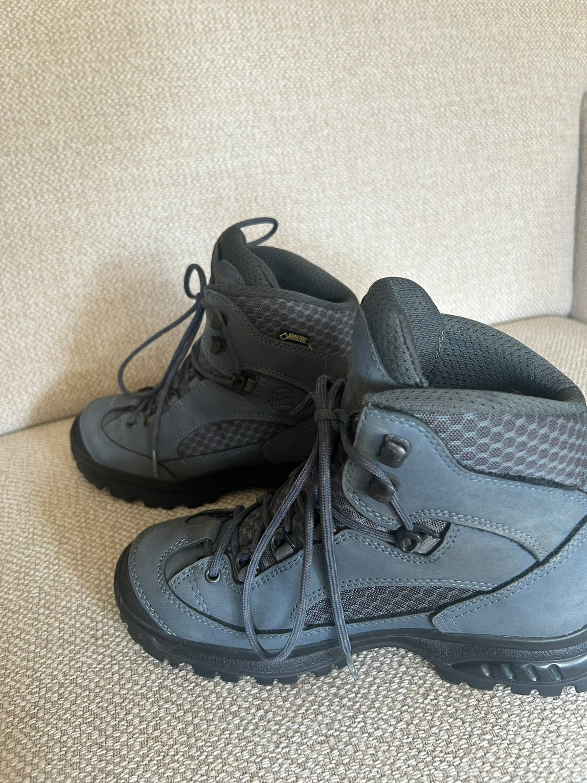Hanwag Gore-Tex dames wandelschoenen, Ophalen of Verzenden, Zo goed als nieuw, Schoenen