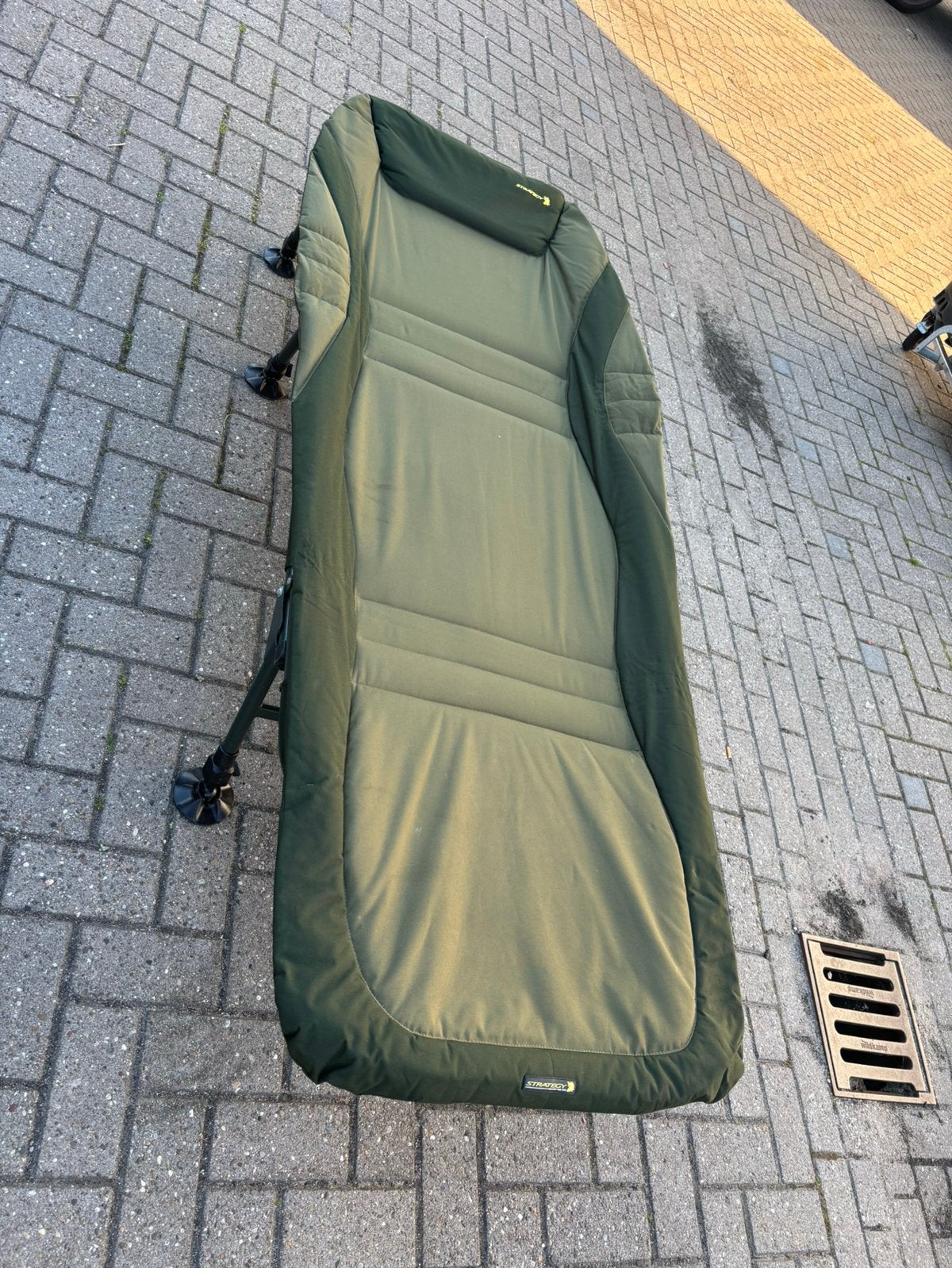 Strategy bedchair / stretcher 6 poot, Ophalen, Gebruikt, Overige typen