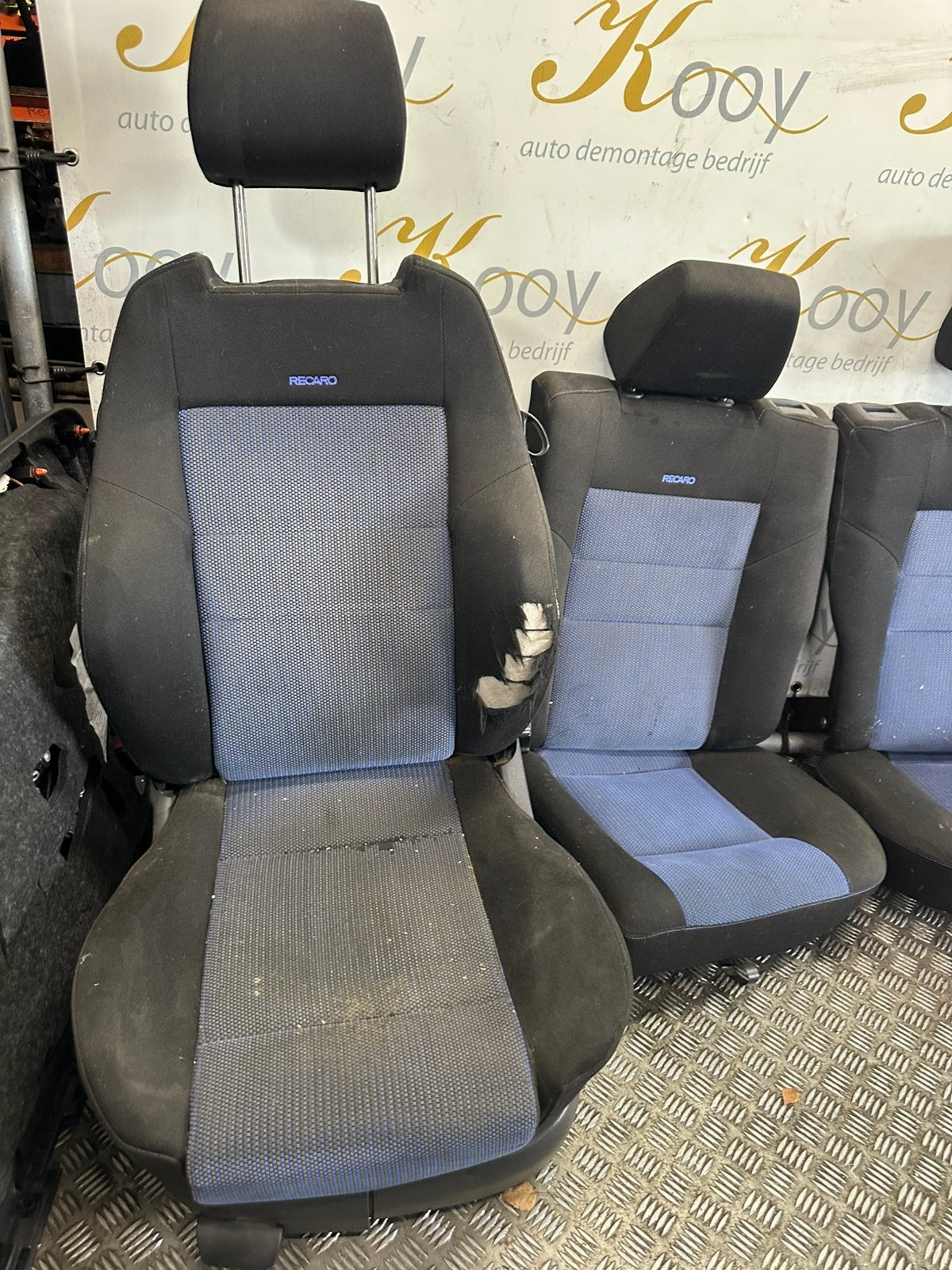 Foto 3 van Recaro interieur vw golf 4 BJ2000