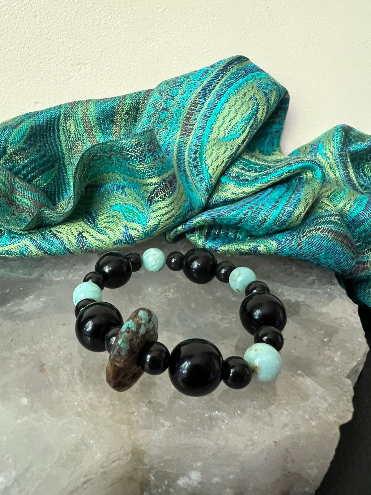 Chrysocolla git jet turkoois antiek beschermt aura straling, Met bedels of kralen, Magnolia11, Nieuw, Ophalen of Verzenden