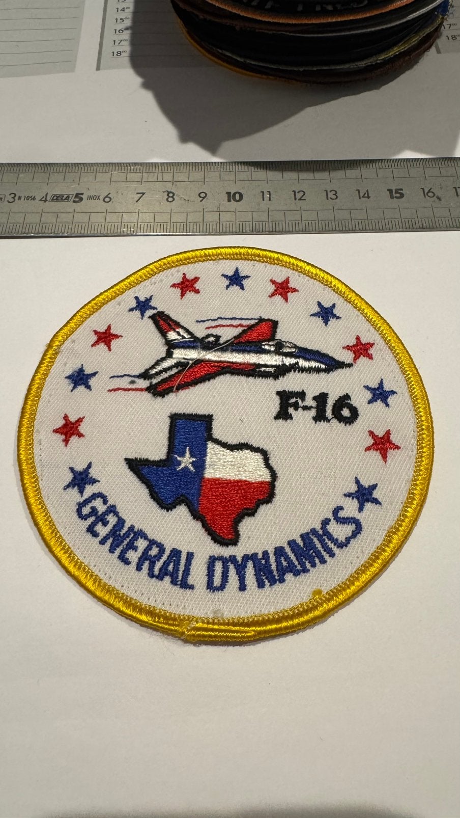 Patch f-16 luchtmacht general dynamics, Ophalen of Verzenden, Zo goed als nieuw, Patch, Badge of Embleem