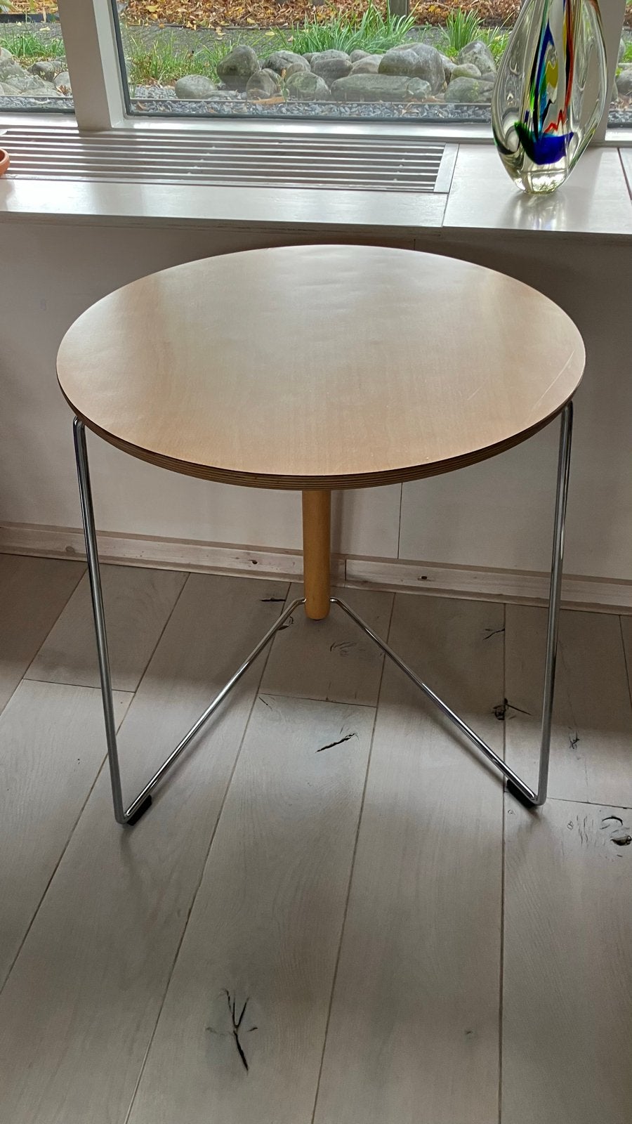 Thonet B 115 bijzettafel - Rond, hout en metaal, 45 tot 60 cm, Minder dan 55 cm, Rond, Ophalen of Verzenden