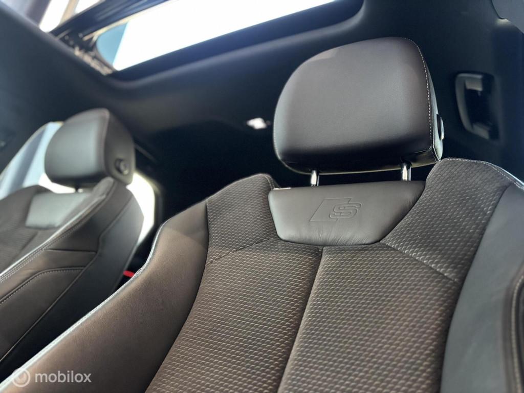 Audi Q3 Sportback 45 TFSI e 3xS-line/Pano/20"/360camera/Matr, Auto's, Gebruikt, Zwart, Hybride Elektrisch/Benzine, Adaptive Cruise Control