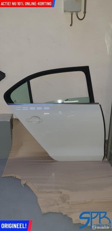 JETTA 5C VI RECHTSACHTER DEUR RECHTS Achter PORTIER LC9A RA, Ophalen of Verzenden, Volkswagen, Volkswagen, Deur