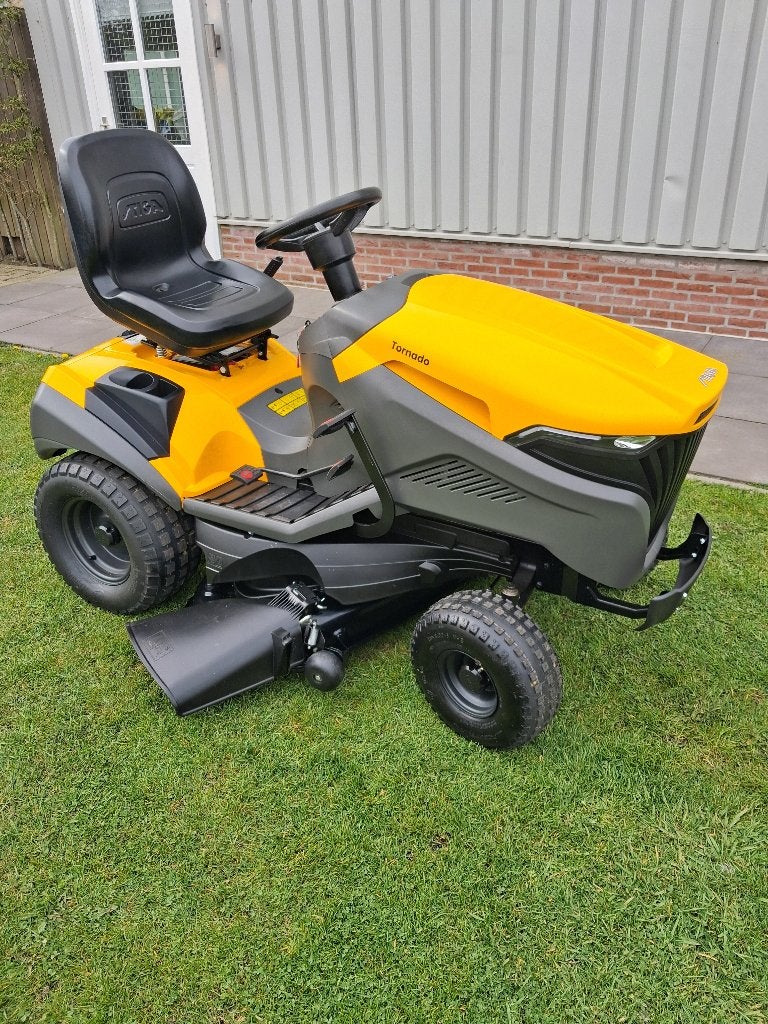 Demo..Stiga Tornado 7108W 2 cyl hydro (INCL MULCHKIT) 10 uur, Tuin en Terras, Zitmaaiers, Stiga, Ophalen of Verzenden, Zo goed als nieuw