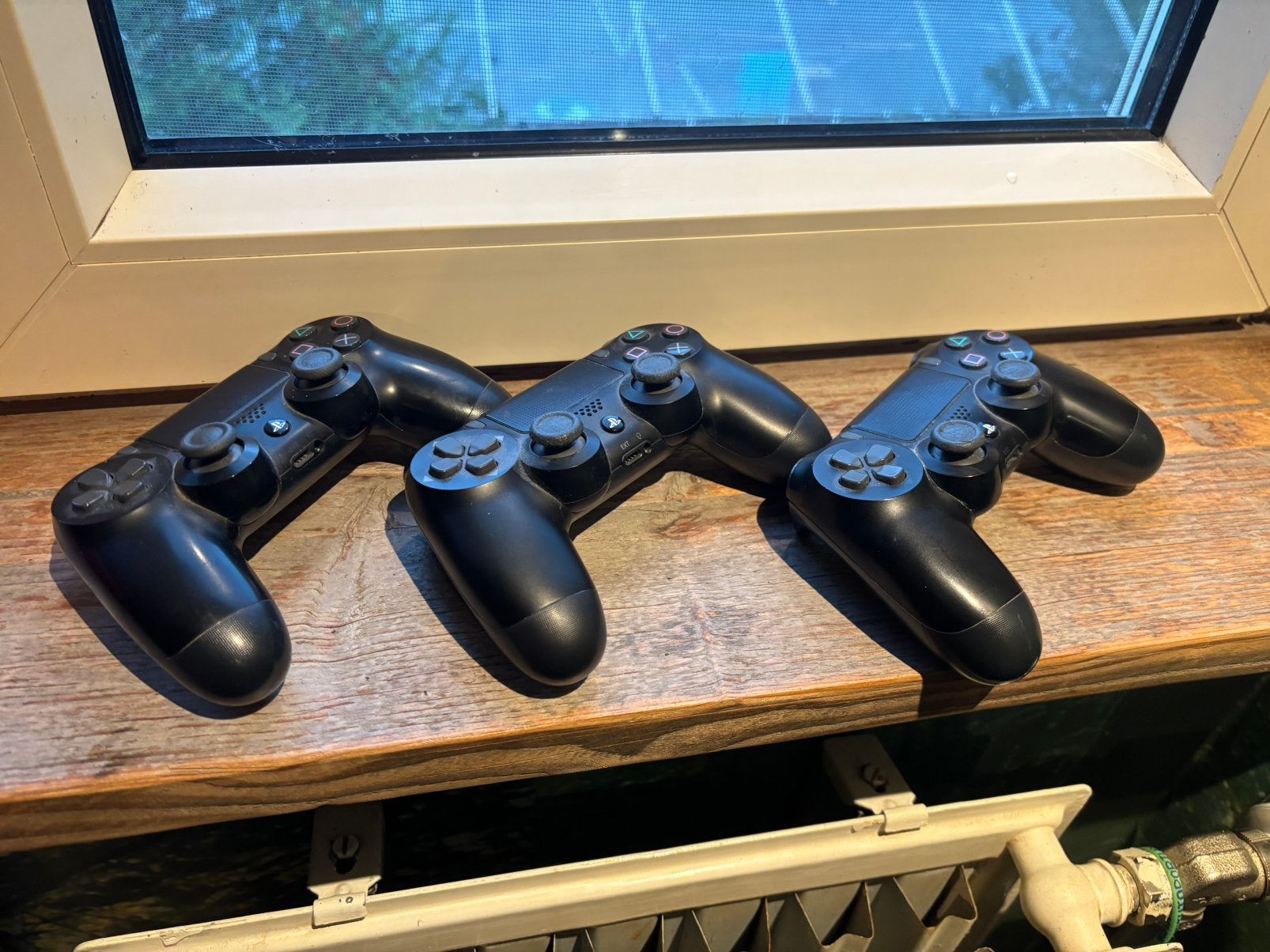Ps4 en controllers, Spelcomputers en Games, Overige genres, 1 speler, Ophalen of Verzenden, Zo goed als nieuw