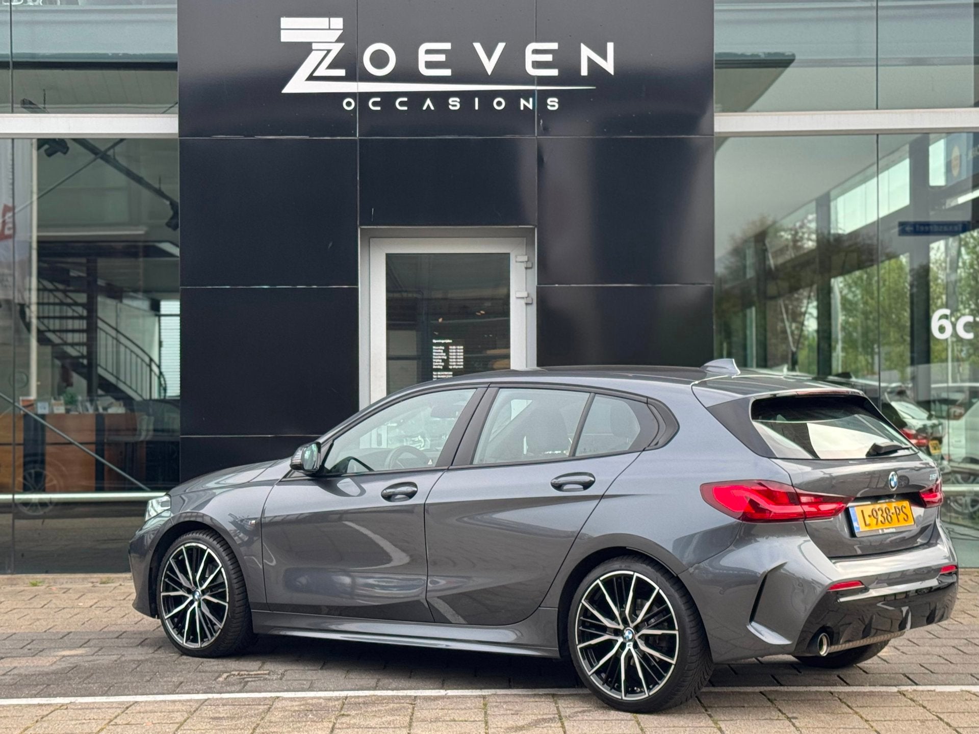 BMW 1-serie 118i Business Edition M-Pakket BTW Auto, Auto's, BMW, Gebruikt, Origineel Nederlands, Bedrijf, 3 cilinders
