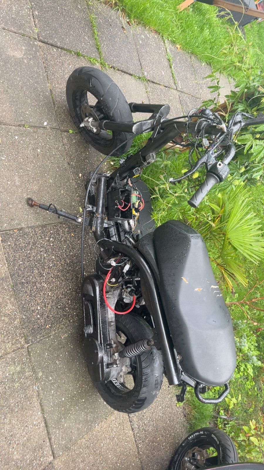 Peugeot ludix, Ophalen, Zo goed als nieuw