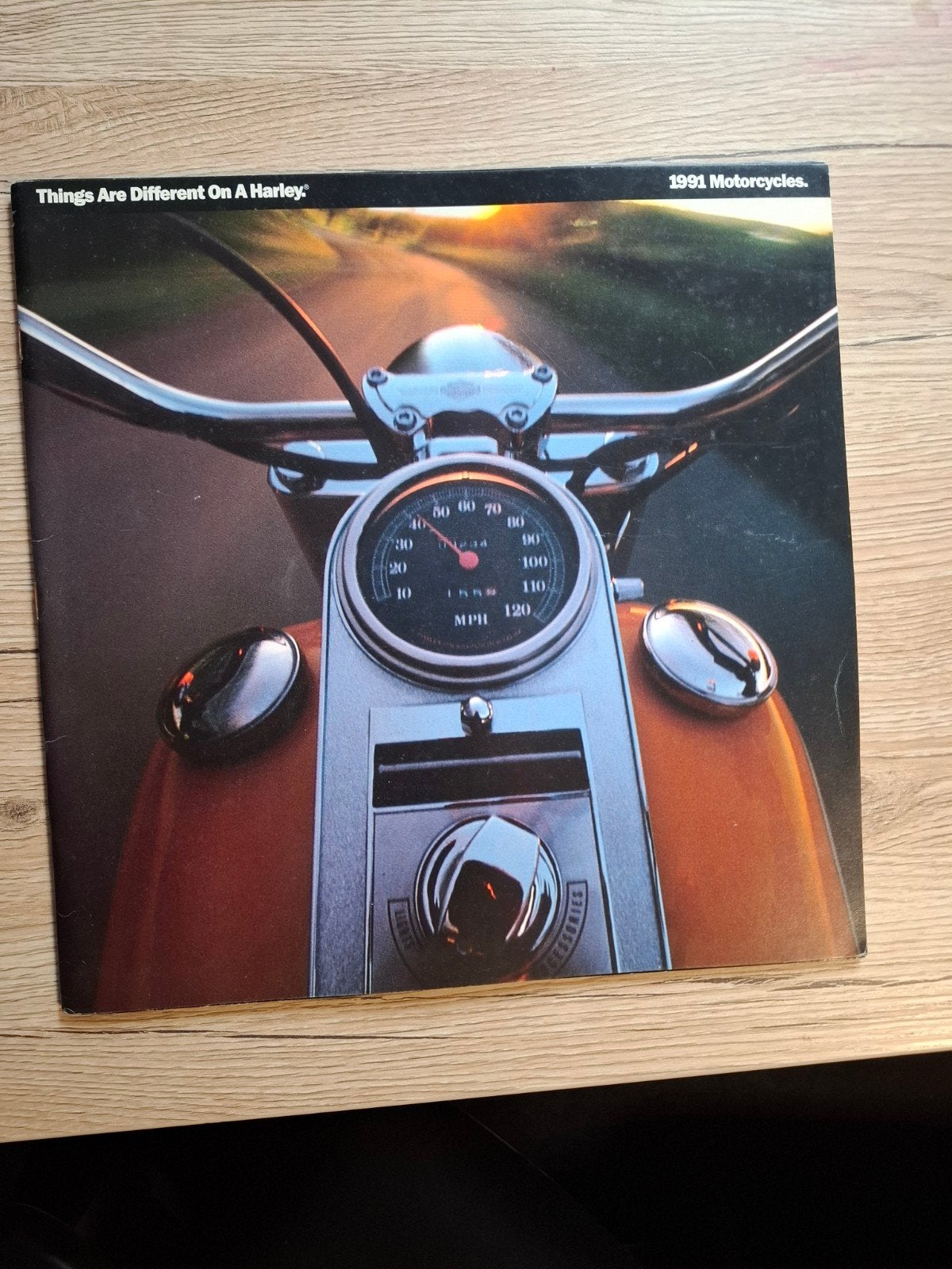 Harley-Davidson 1991 Motorfietsen Catalogus, Ophalen of Verzenden, Gelezen, Overige merken, Harley-Davidson