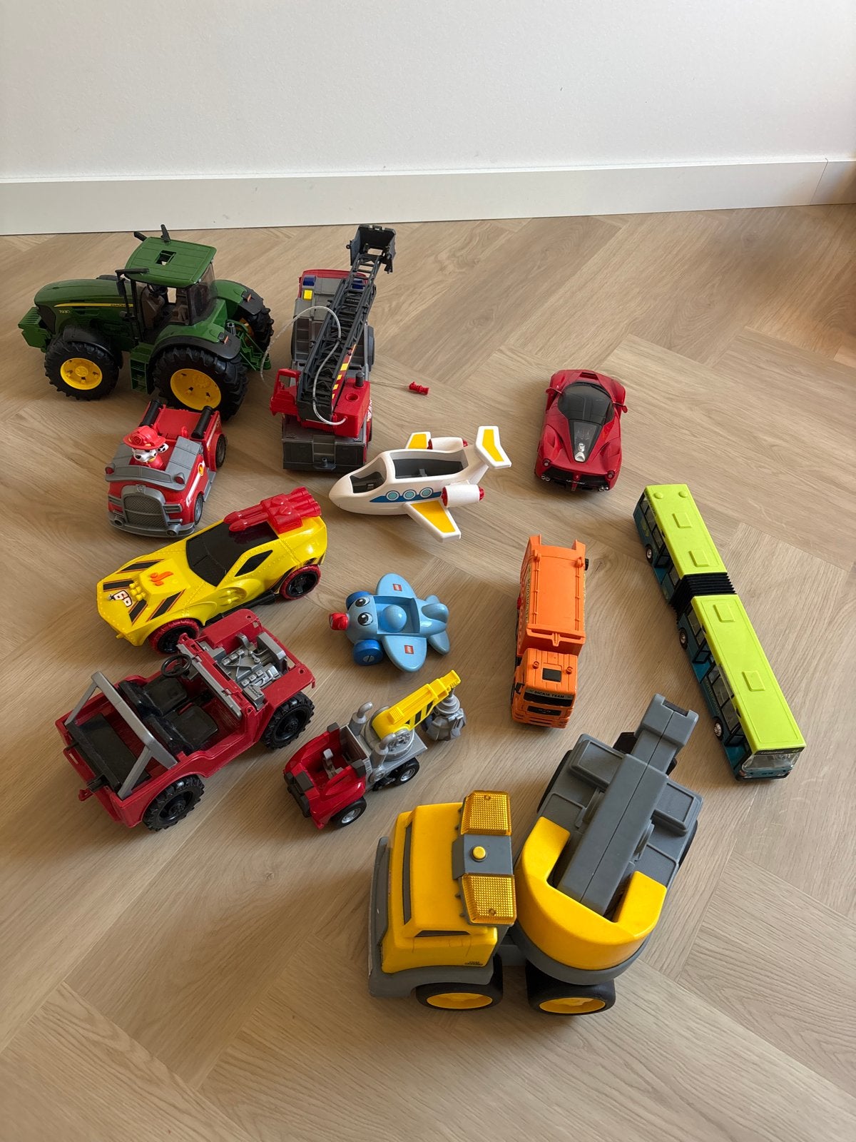 Grote collectie speelgoedvoertuigen, Ophalen of Verzenden, Gebruikt